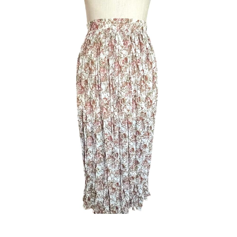 Vintage y2k Crinkled Rose Garden Print Midi Shirt from CLIO Size Medium